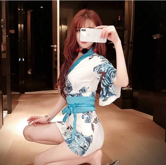 NEW Kimono Dress - Picture 4 of 7